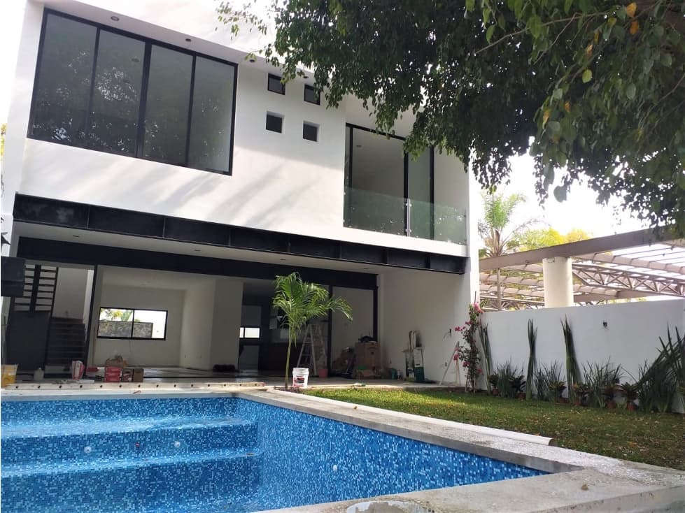 ESTRENA CASA CON GRAN ILUMICACIÓN EN CUERNAVACA — foto 1
