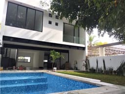 ESTRENA CASA CON GRAN ILUMICACIÓN EN CUERNAVACA