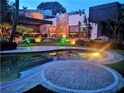 CASA EN EL CORAZON DE CUERNAVACA, ZONA DORADA