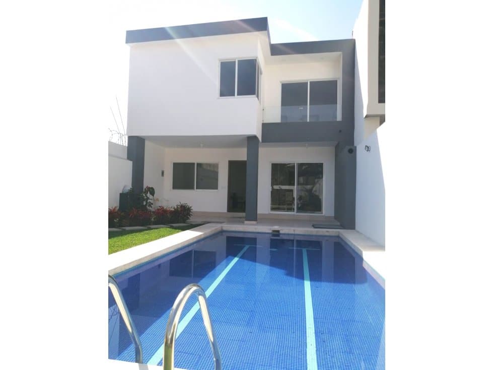 CASA MINIMALISTA EN EXCLUSIVO FRACC. VIG. 24/7 — foto 2