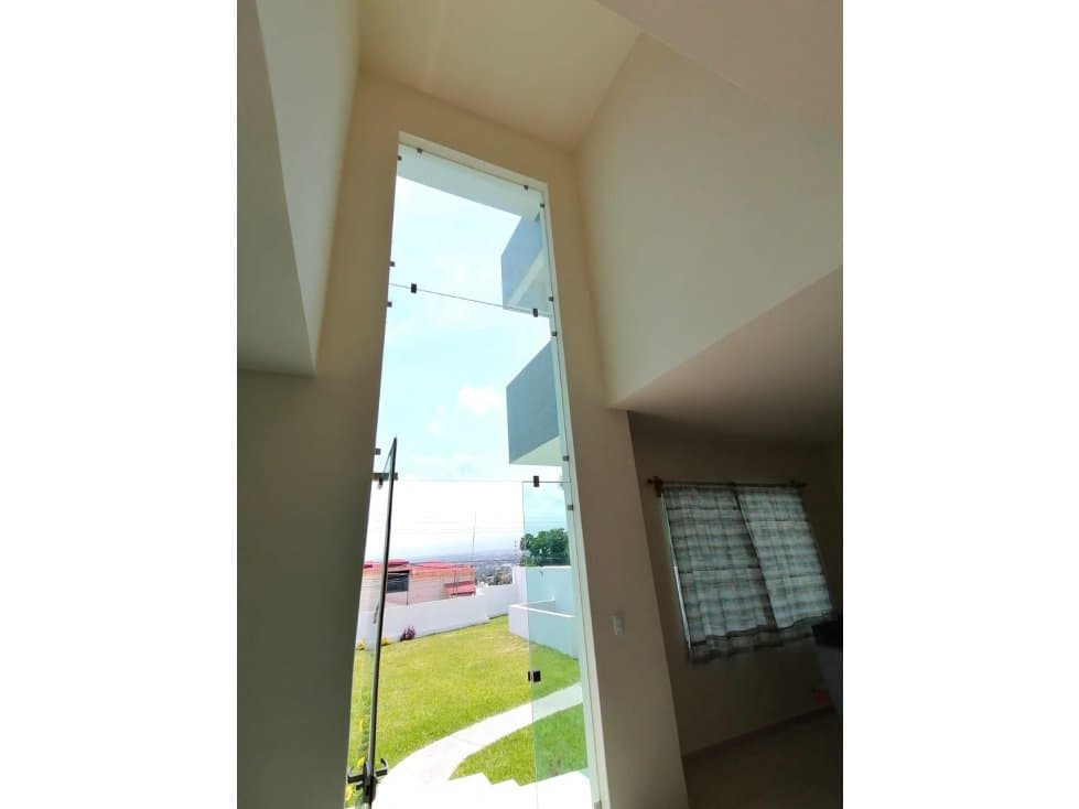 CASA MODERNA A DOBLE ALTURA, VISTA 180° — foto 6