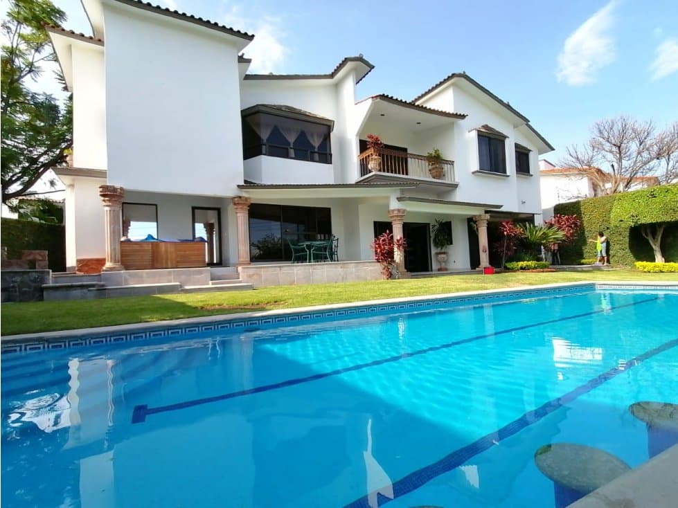HERMOSA CASA EN BURGOS CON MAGNIFICA VISTA — foto 1
