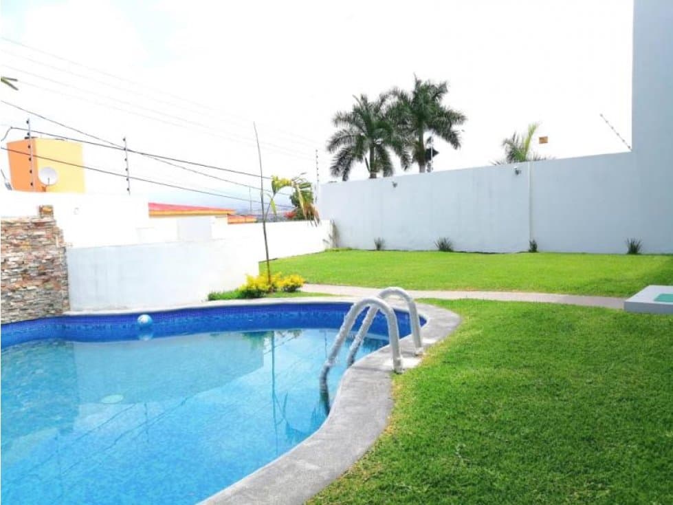 CASA NUEVA CON EXCELENTES ACABADOS — foto 3