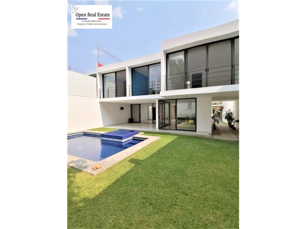 CASA MINIMALISTA EN FRACCIONAMIENTO — foto 1