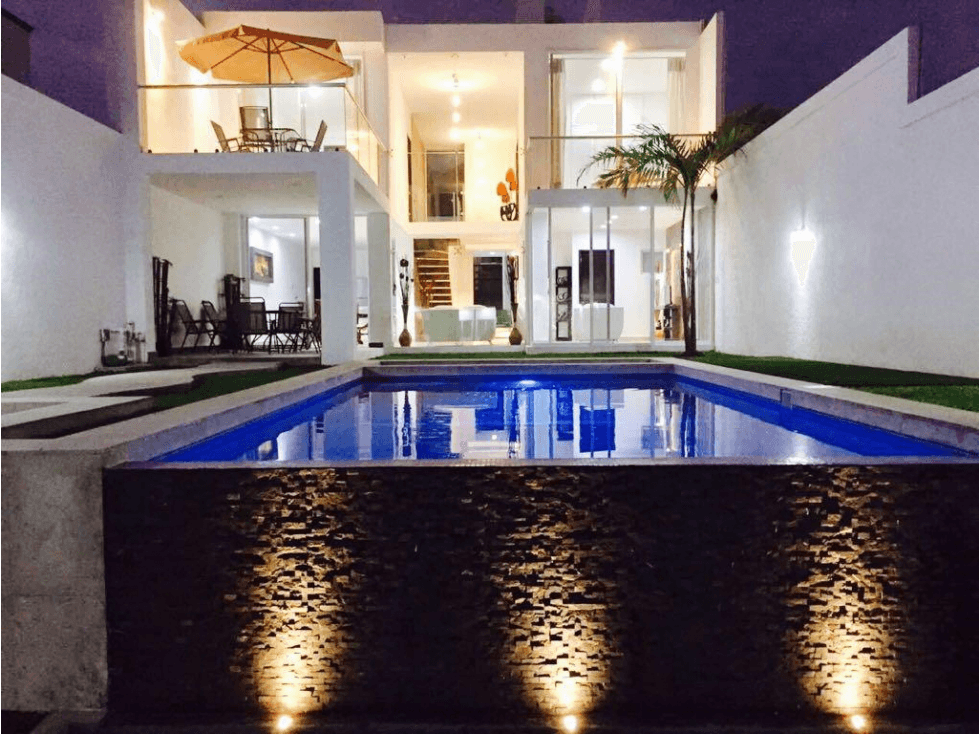 CASA EN FRACC. LOMAS DE CUERNAVACA — foto 1