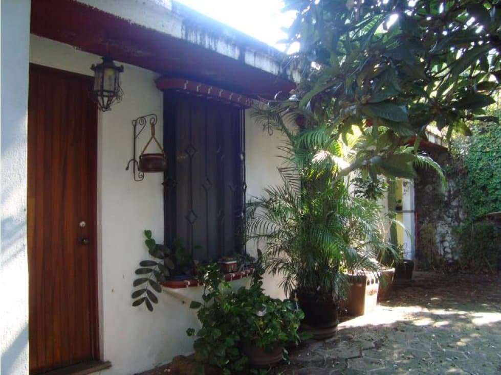HERMOSA CASA ESTILO CUERNAVACA — foto 3