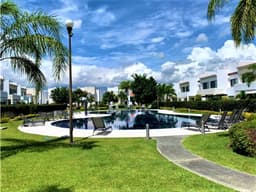 MAGNIFICA CASA EN PARAÍSO COUNTRY CLUB