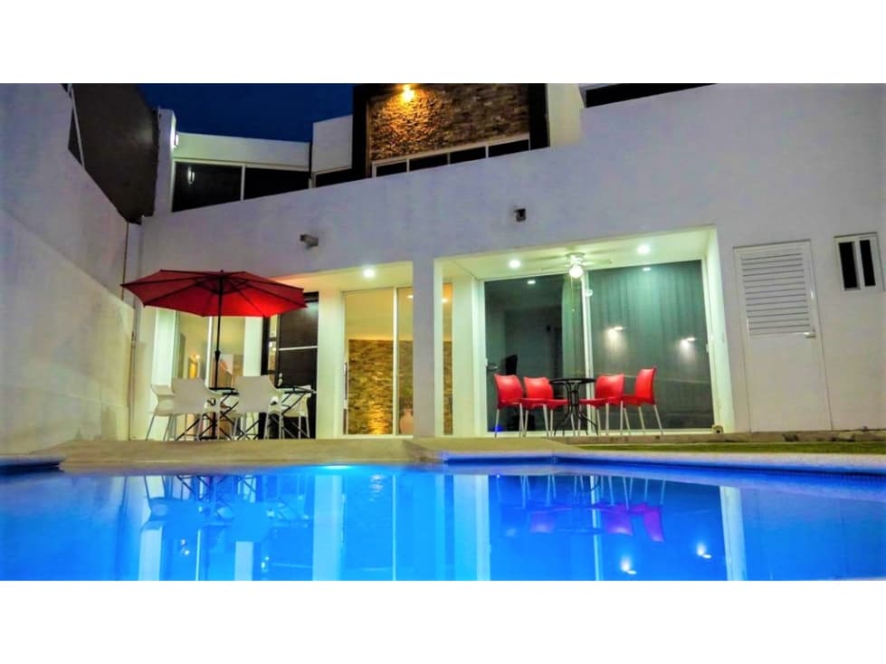 CASA AL SUR EN LOMAS DE CUERNAVACA, VIG. 24/7 — foto 1