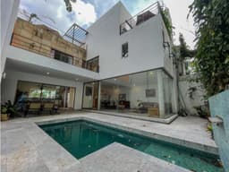 HERMOSA CASA EN FRACC CUERNAVACA