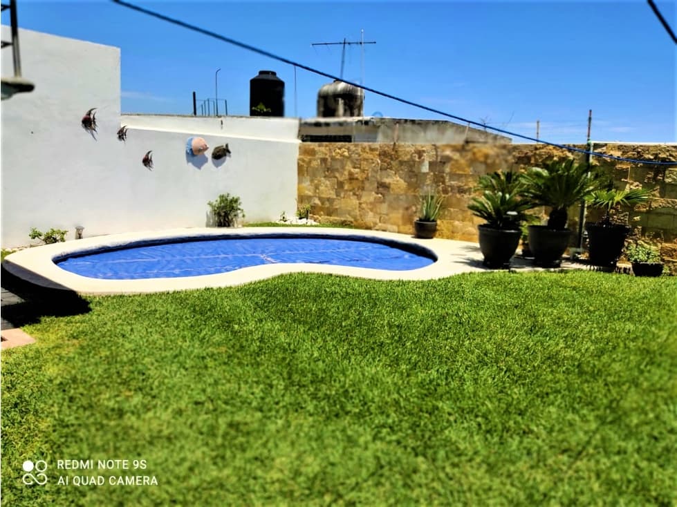 EXCELENTE CASA SOLA EN CUERNAVACA CON ALBERCA PRIVADA — foto 3