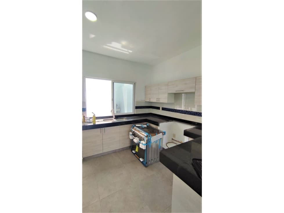 ESTRENA CASA CON ENTREGA INMEDIATA CON ALBERCA PRIV. — foto 5