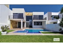 ESTRENA MODERNA CASA EN BURGOS