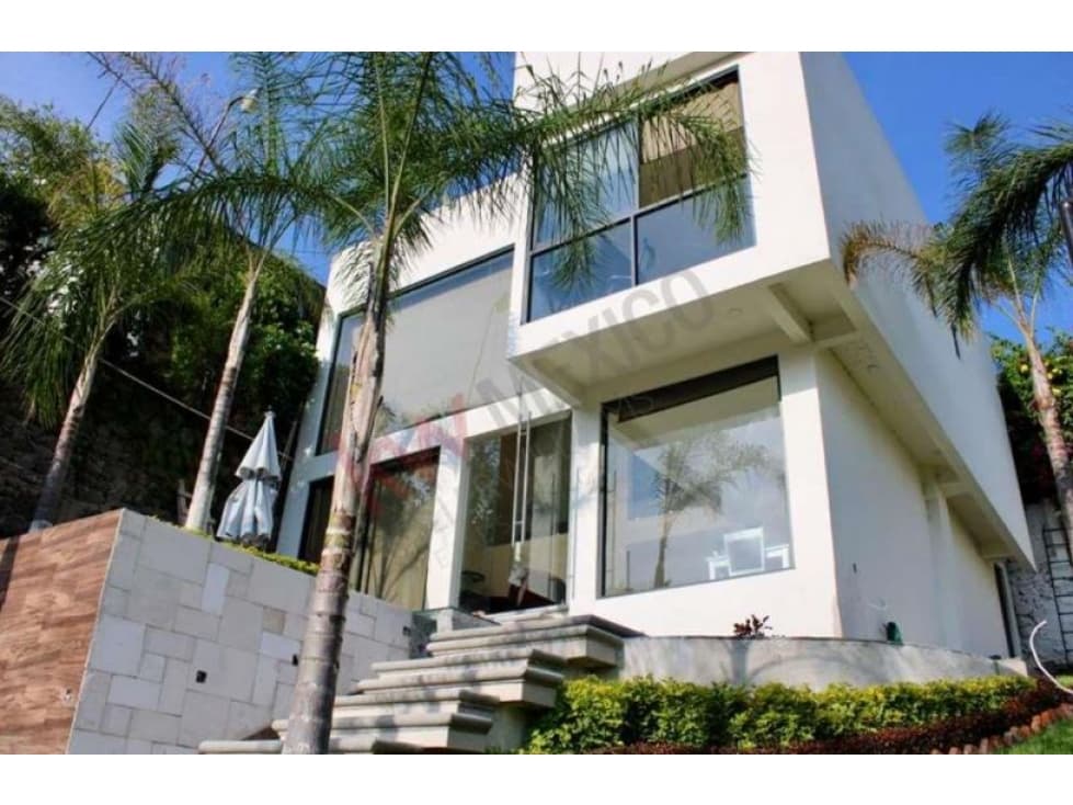 CASA MODERNA EN PRIV. CON ALBERCA PRIVADA EN CUERNAVACA — foto 3