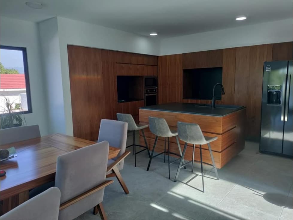 CASA SOLA EN FRACC. AL SUR DE CUERNAVACA — foto 4