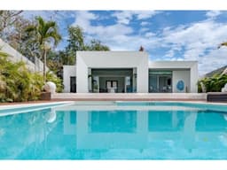 ESTRENA HERMOSA CASA MODERNA EN CLUB DEL GOLF SANTA FE