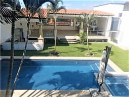 EXCELENTE CASA SOLA UBICADA EN FRACC. AL SUR DE CUERNAVACA