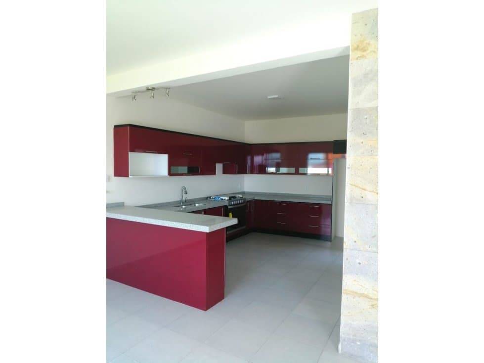 ESTRENA MODERNA CASA EN FRACC. BURGOS — foto 5