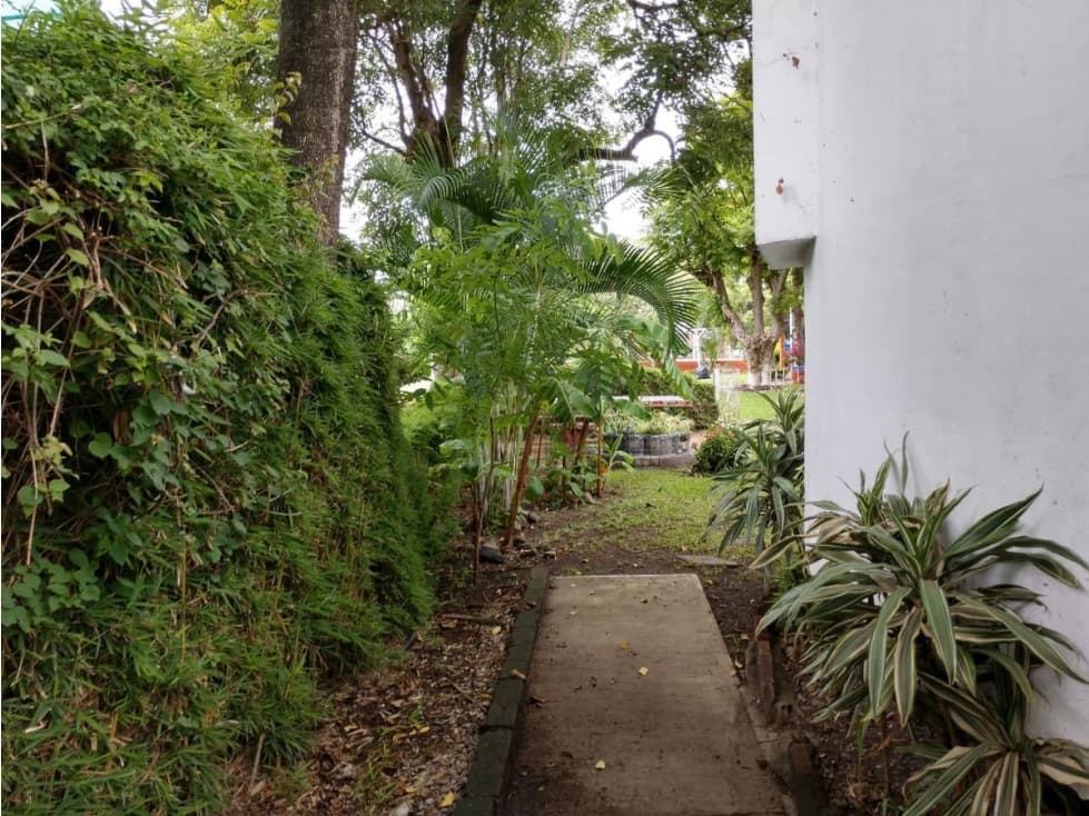 OPORTUNIDAD, CASA EN LOMAS DE CUERNAVACA, PRECIO DE TERRENO — foto 6