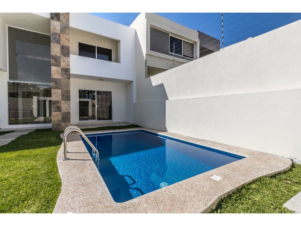 IMPONENTE CASA MODERNA, FRACC. PRIVADO VIG. 24/7 — foto 5
