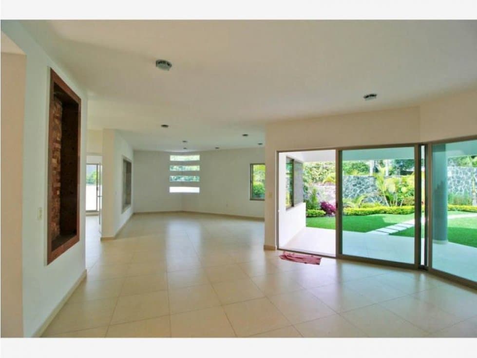 RESIDENCIA UBICADA AL SUR DE CUERNAVACA — foto 4