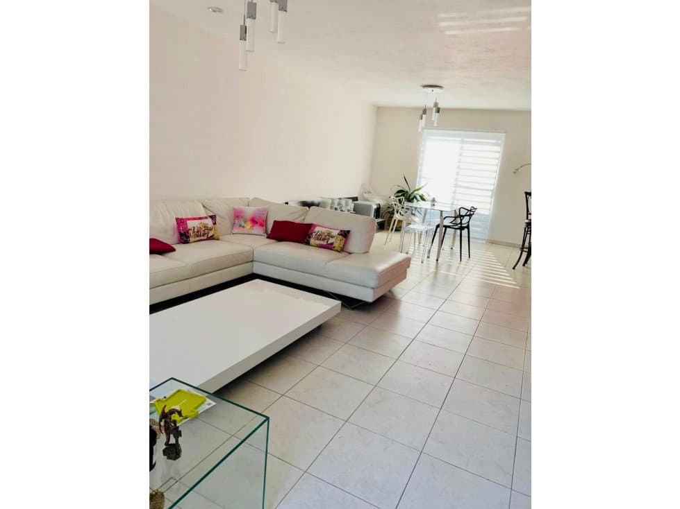 CASA MODERNA EN PRIVADA, ZONA BURGOS — foto 5