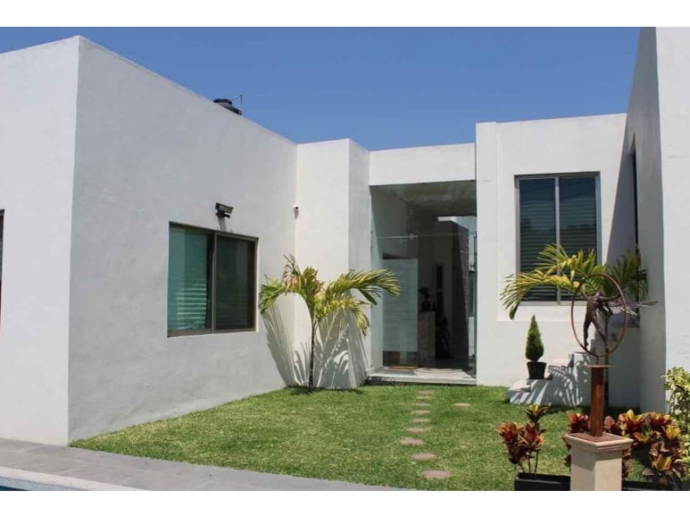 EXCELENTE CASA NUEVA CON ALBERCA EN CUERNNAVACA — foto 4