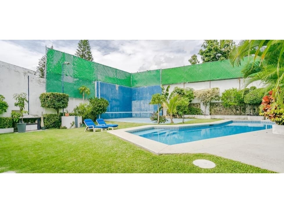 EXCELENTE CASA CON ALBERCA AL SUR DE CUERNAVACA — foto 3