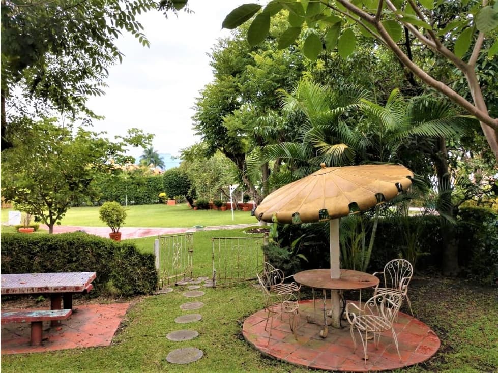 OPORTUNIDAD, CASA EN LOMAS DE CUERNAVACA, PRECIO DE TERRENO — foto 3