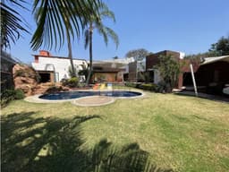 CASA DE UN NIVEL EN CUERNAVACA