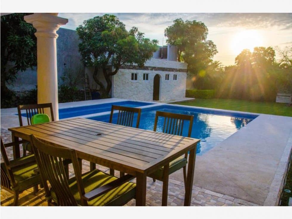 CASA SOLA, UN NIVEL, MODERNIZADA, SUPERJARDIN — foto 4
