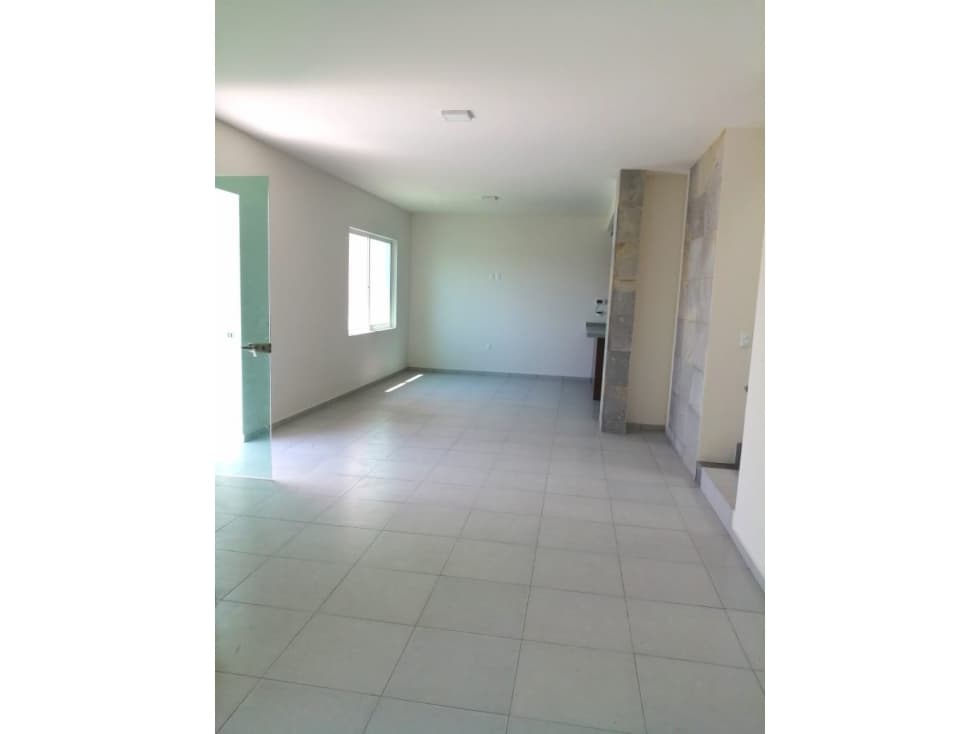 ESTRENA MODERNA CASA EN FRACC. BURGOS — foto 6