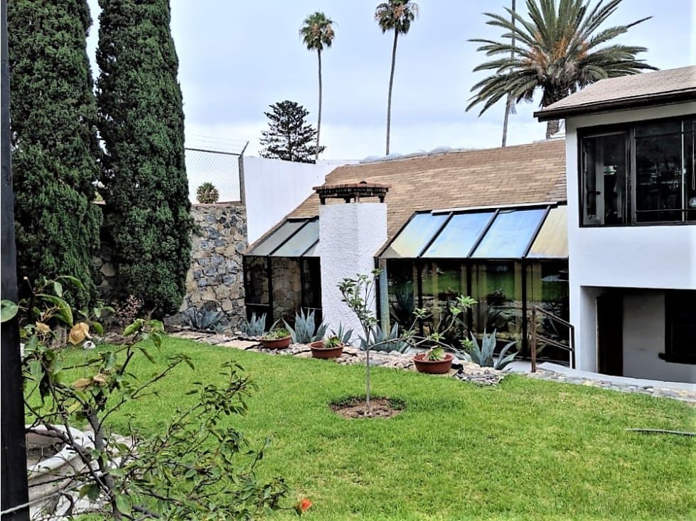 Casa y Locales en Venta en Zona Centro — foto 1