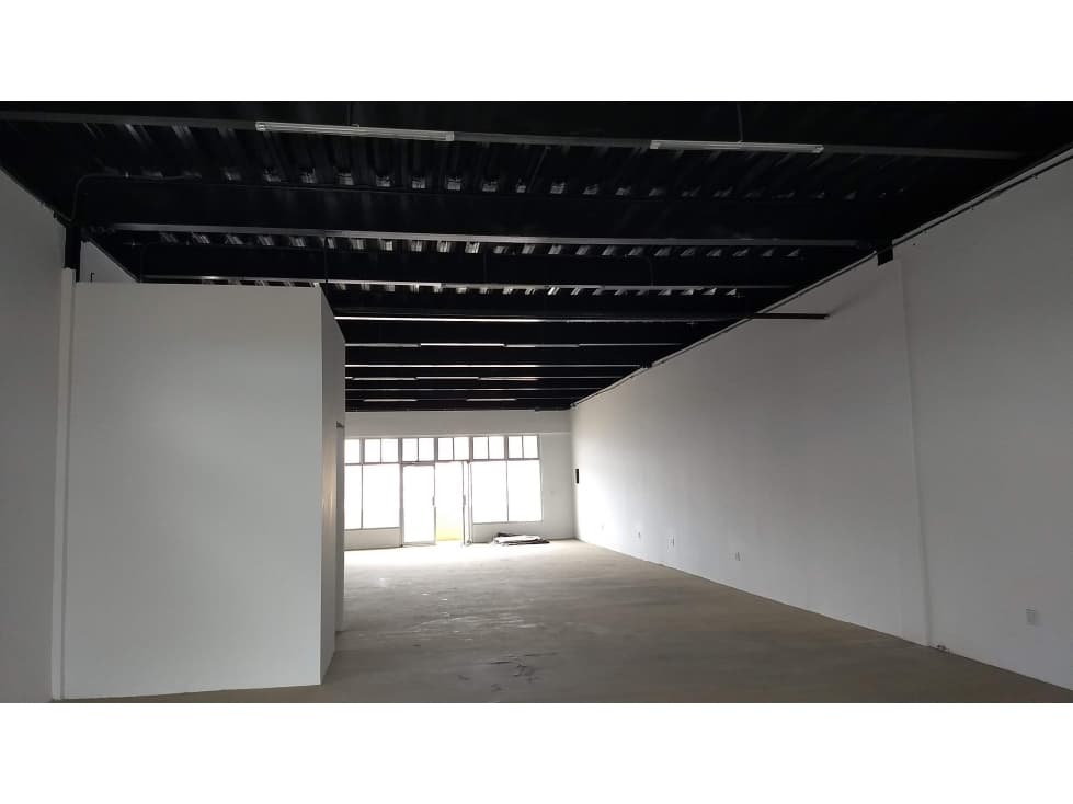 Local Comercial con excelente ubicación. — foto 5