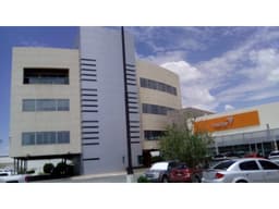 ESPACIOS COMERCIALES EN RENTA EN PLAZA OLIVOS DE TOMÁS FDEZ