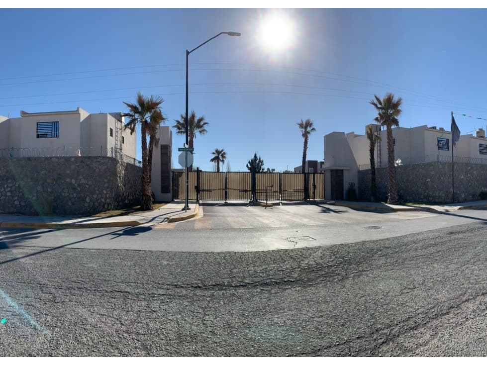 CASA EN VENTA EN FRACCIONAMIENTO TERRALUNA — foto 3