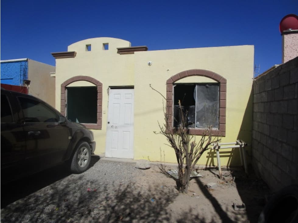 CASA EN VENTA EN FRACC RINCON DEL RIO II — foto 1