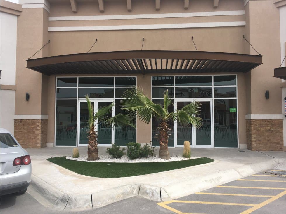 LOCAL COMERCIAL EN RENTA EN AV. EJÉRCITO NACIONAL — foto 1