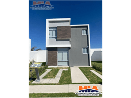 VENTA DE CASA AL SUR DE AGS SOBRE AV.LOS MAESTROS (SC)