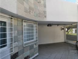 ESTUPENDA CASA DUPLEX EN SATELITE, INVERSIONISTAS