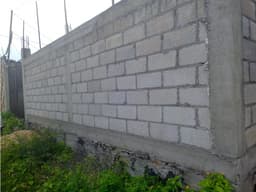 Venta de casa con barda y porton