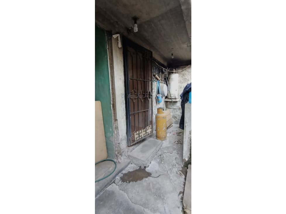 Venta de Casa Sola en Civac Los Robles — foto 2