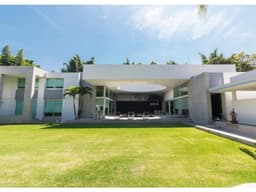 Venta de Casa Sola en Avila Camacho
