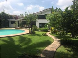 Renta de Casa Sola en Lomas de Cuernavaca