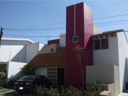 Venta de Casa Sola en Colonia Ricardo Flores Magon