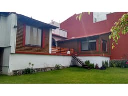 Venta de Casa Sola en Lomas de Atzingo