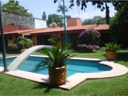 Venta de Casa Sola en Vista Hermosa