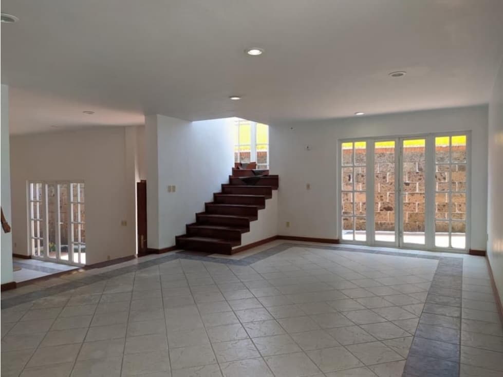 Venta de Casa Sola en Lomas de Cortes — foto 1