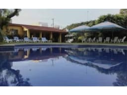 Venta o Renta de Casa Sola en Lomas de Cortes