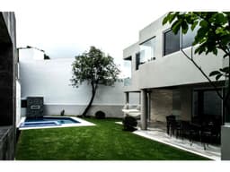 Venta de Casa Sola en Fracc. Rancho Cortes