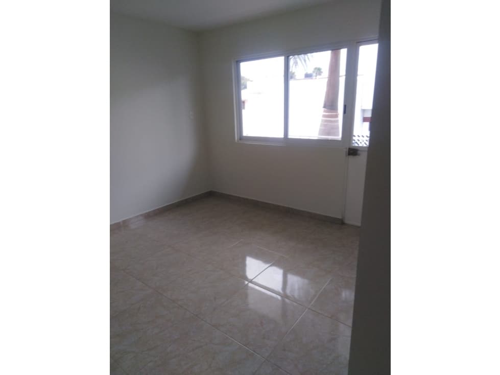 Venta de Casa Sola en La Colonia Base Tranquilidad — foto 6